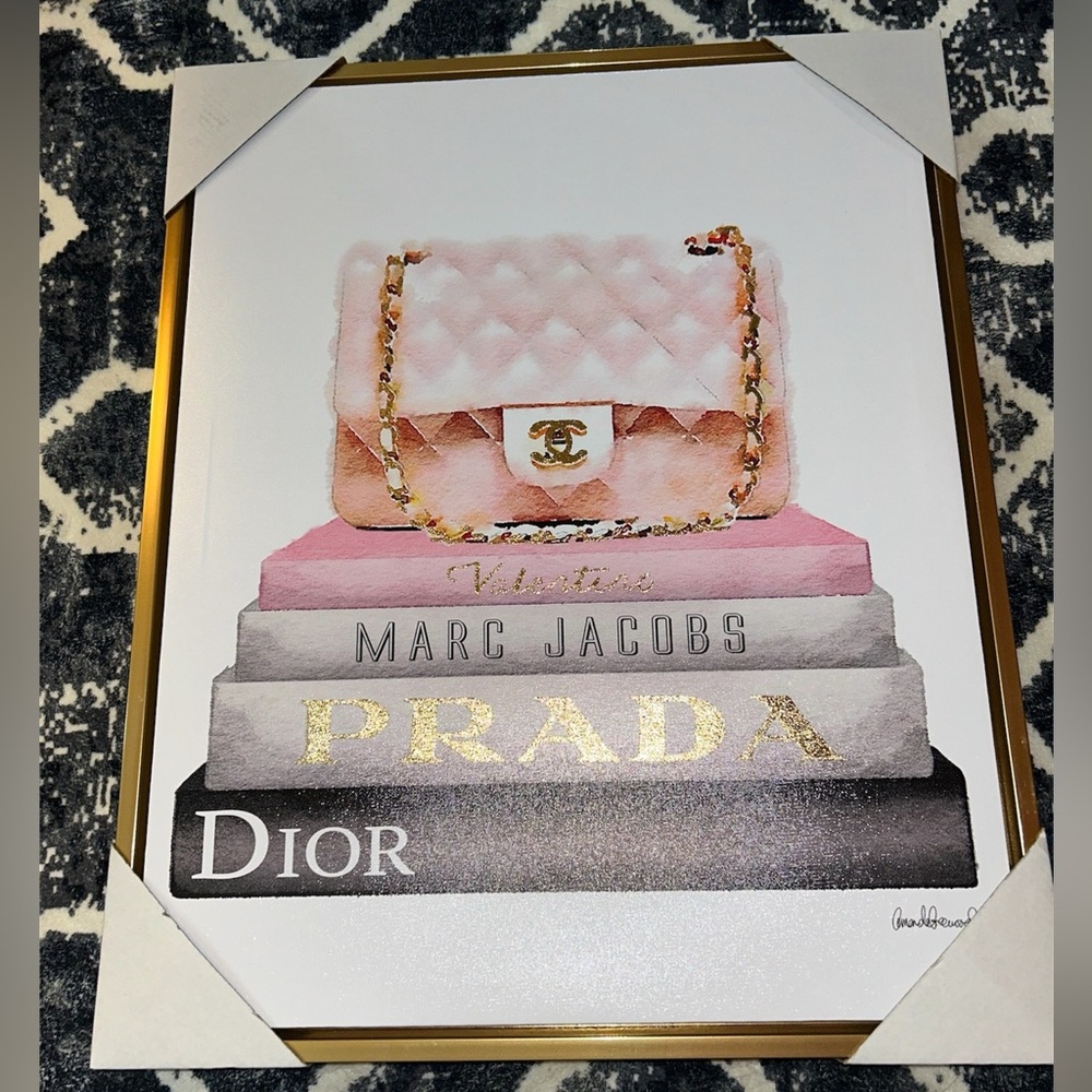 DESIGNER BOOKS CANVAS